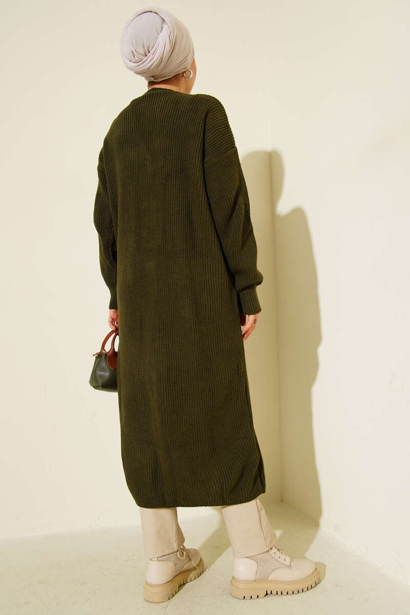 Gilet long kaki avec poche boutonnée