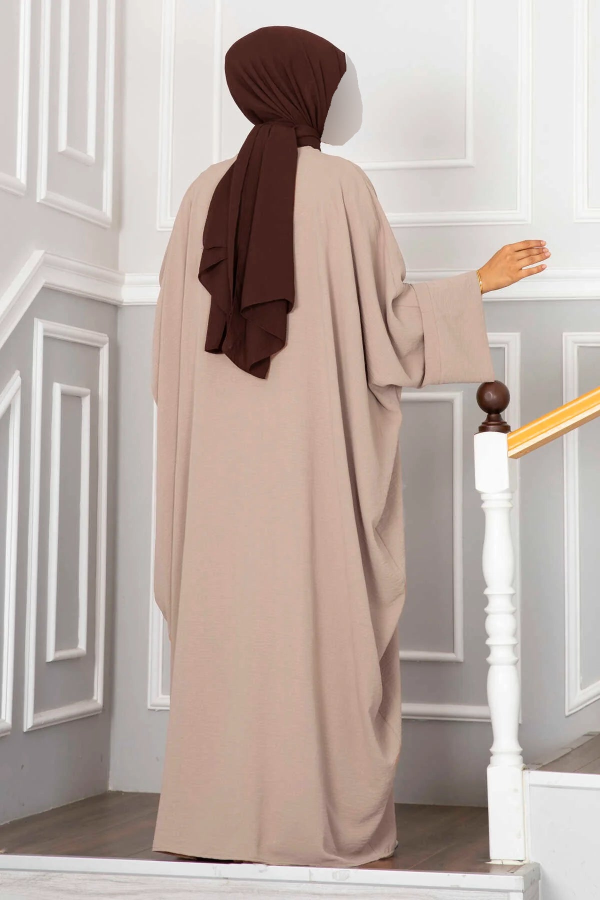 Ensemble hijab et abaya Leyli beige