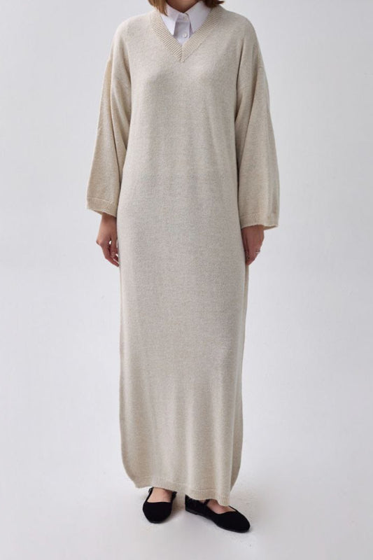 Robe en maille à col V couleur pierre