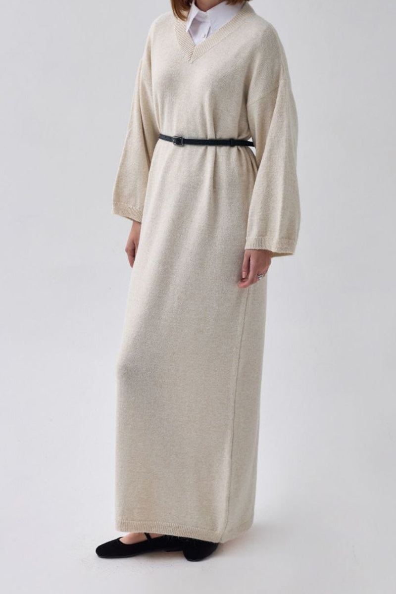 Robe en maille à col V couleur pierre