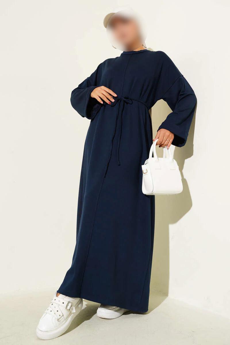 Robe ample à deux manches et ceinture en corde, bleu marine